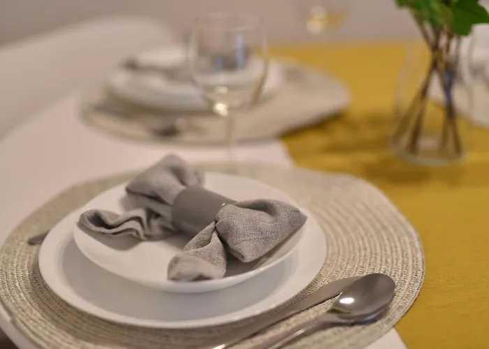 Kiralykut 1 - Ingyen Parkolas, Bicajok, Ac