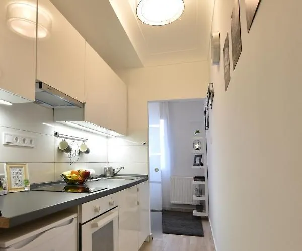 Kiralykut 1 - Ingyen Parkolas, Bicajok, Ac Apartmán